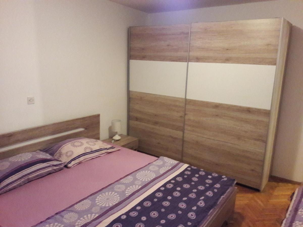 Apartment Blazic - Near The Beach Ika Buitenkant foto