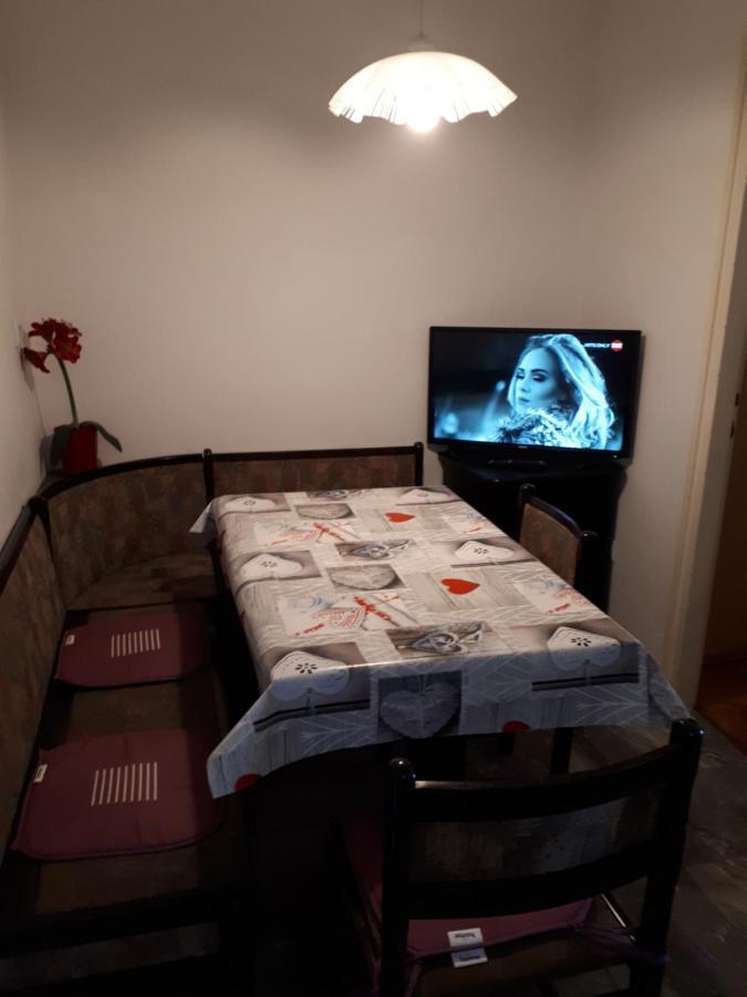 Apartment Blazic - Near The Beach Ika Buitenkant foto